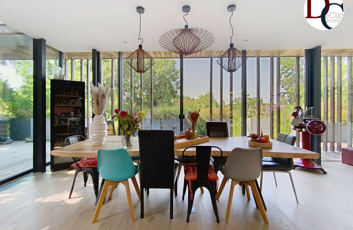 Maison d'Architecte d'Exception en Lisière de Forêt, Proche — photo 3