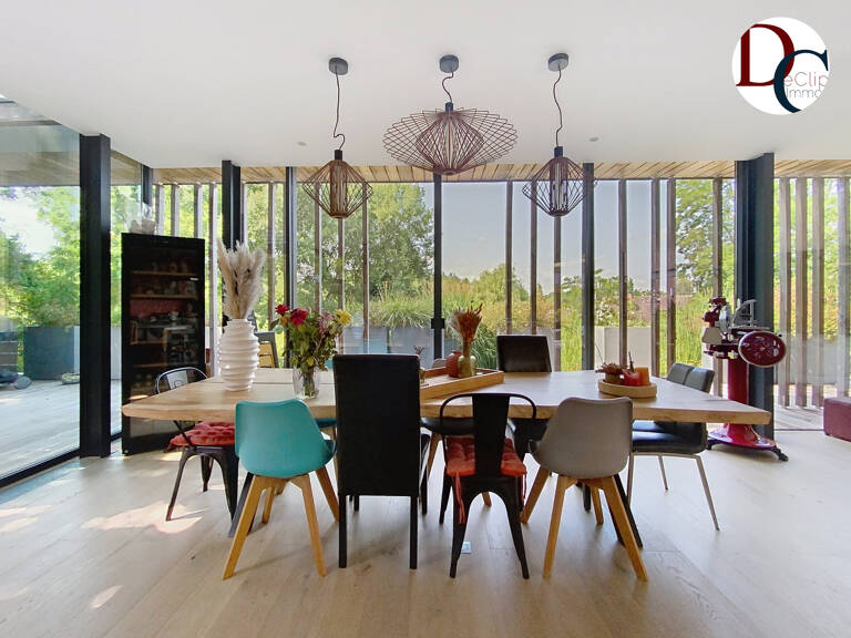 Maison d'Architecte d'Exception en Lisière de Forêt, Proche — photo 1