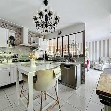 Maison 6 pièces 314900 €