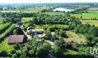 Commerce  30000 m² à vendre à Gourgé (79200)