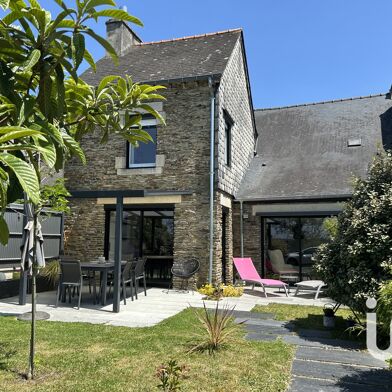 Maison 7 pièces 299200 €