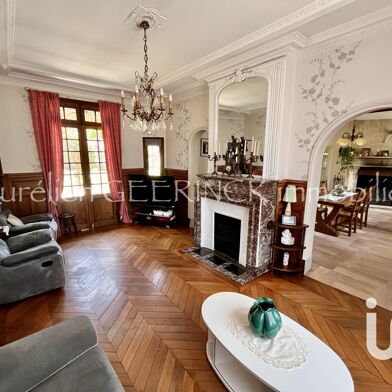 Maison 6 pièces 499000 €