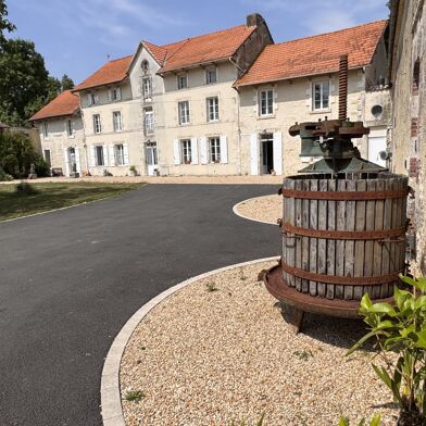 Maison 20 pièces 1295000 €