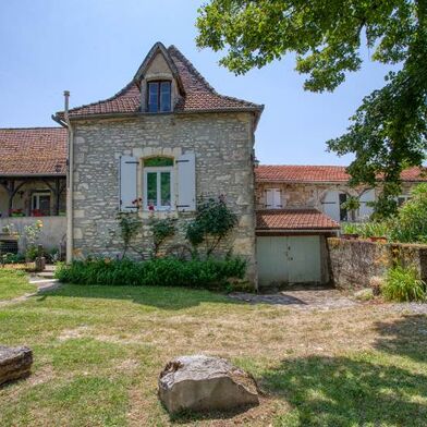 Maison 4 pièces 265500 €