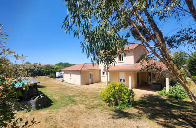 Maison de 2011 Avec piscine hors sol — photo du bien