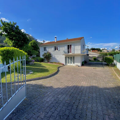 Maison 8 pièces 215000 €