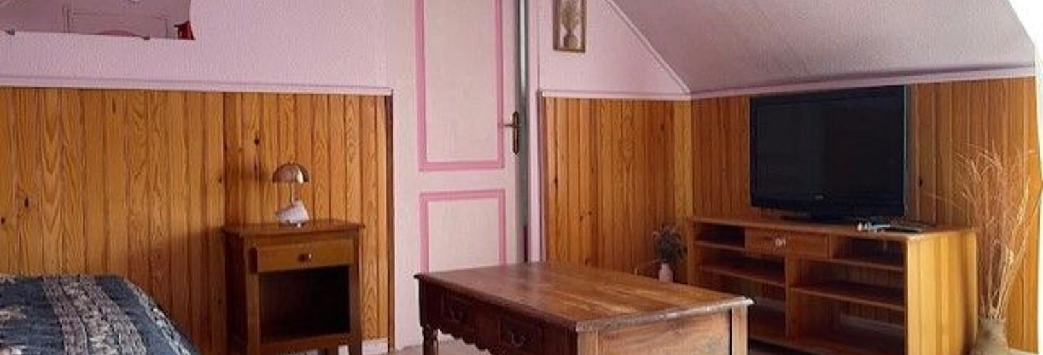 Appartement 1 Pièce 22 m² à louer à Mandres-les-Roses (94520)