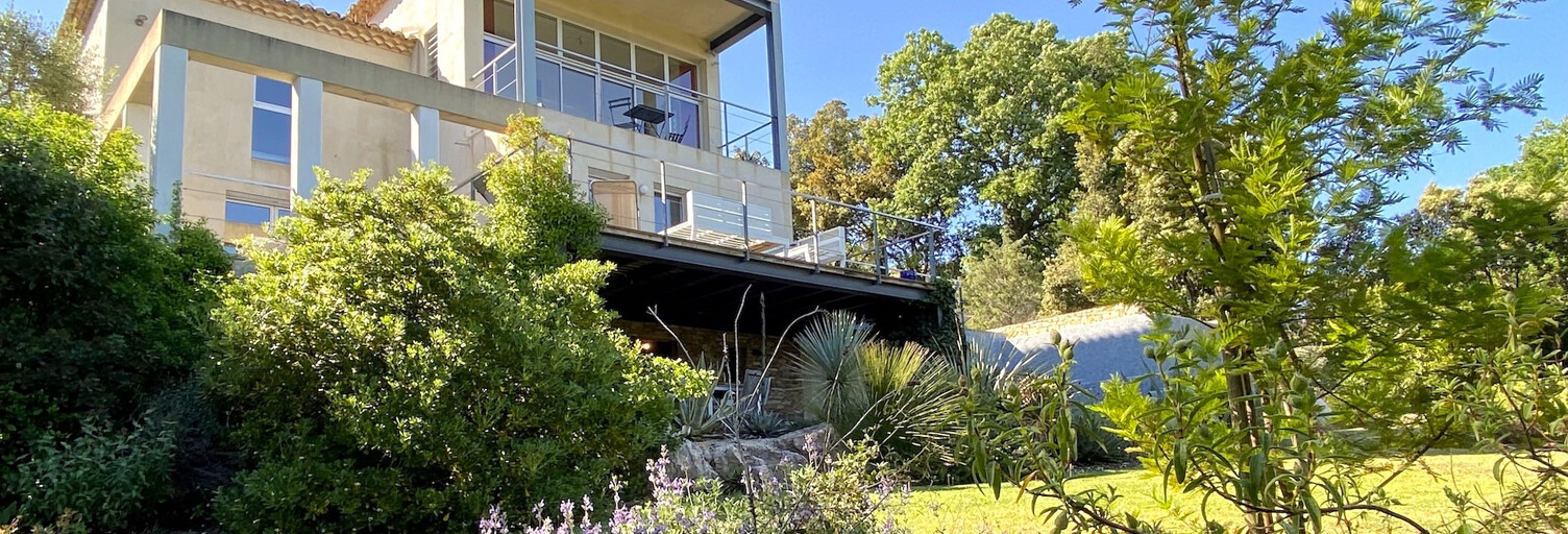 Maison 8 Pièces 250 m² à vendre à Uzès (30700)