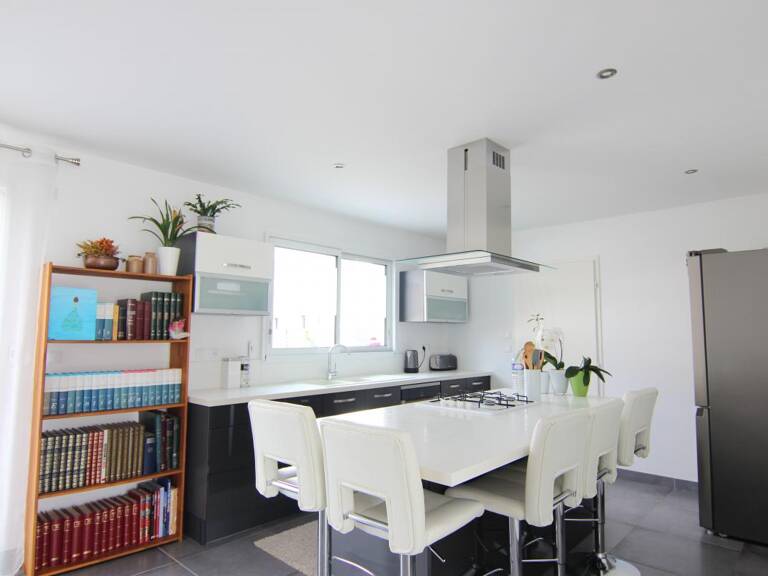 Maison À Vendre — photo 1