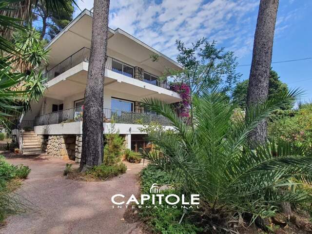 Exclusivité Cap d’Antibes : Superbe villa de 170 m² sur 2 niveau — photo du bien