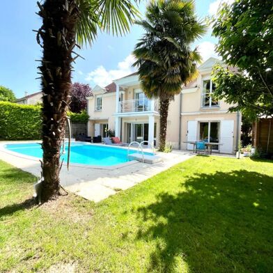 Maison 9 pièces 899000 €