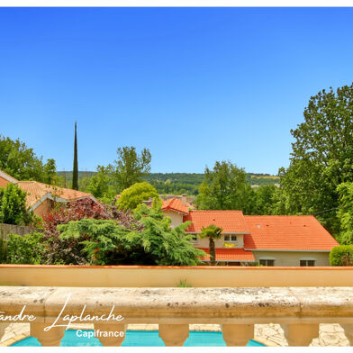 Maison 7 pièces 220000 €