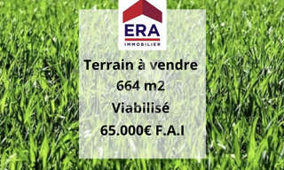 Terrain  664 m² à vendre à Bourg (33710)