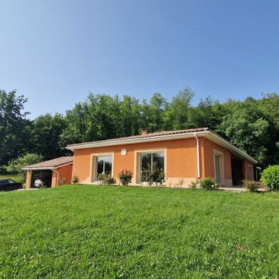 Maison 5 pièces 446800 €