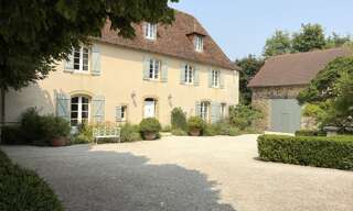 Maison 6 Pièces 243 m² à vendre à Sarrazac (24800)