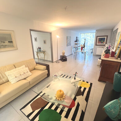 Appartement 4 pièces 282000 €