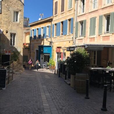 Appartement 4 pièces 900 €