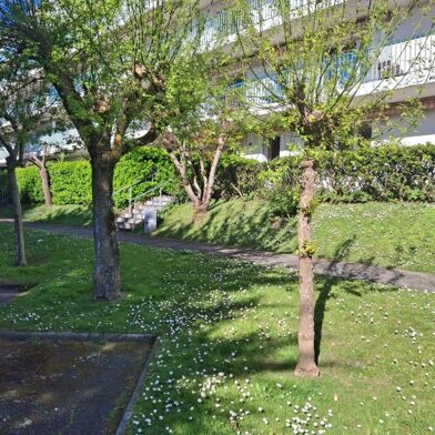 Appartement 4 pièces 254400 €