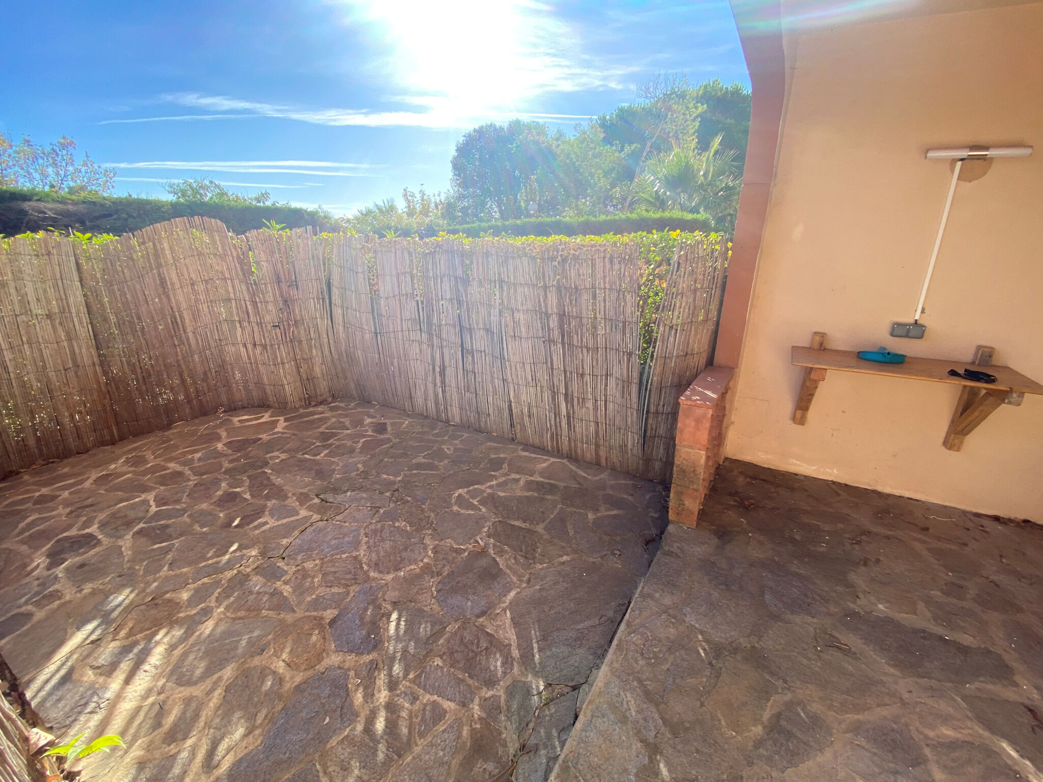 Appartement  T1 à louer Hyères 83400