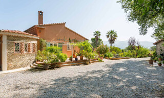 Maison 8 Pièces 220 m² à vendre à Aubagne (13400)