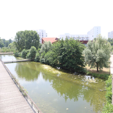 Appartement 4 pièces 283500 €