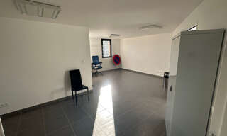 Bureau  43 m² à louer à Velaux (13880)