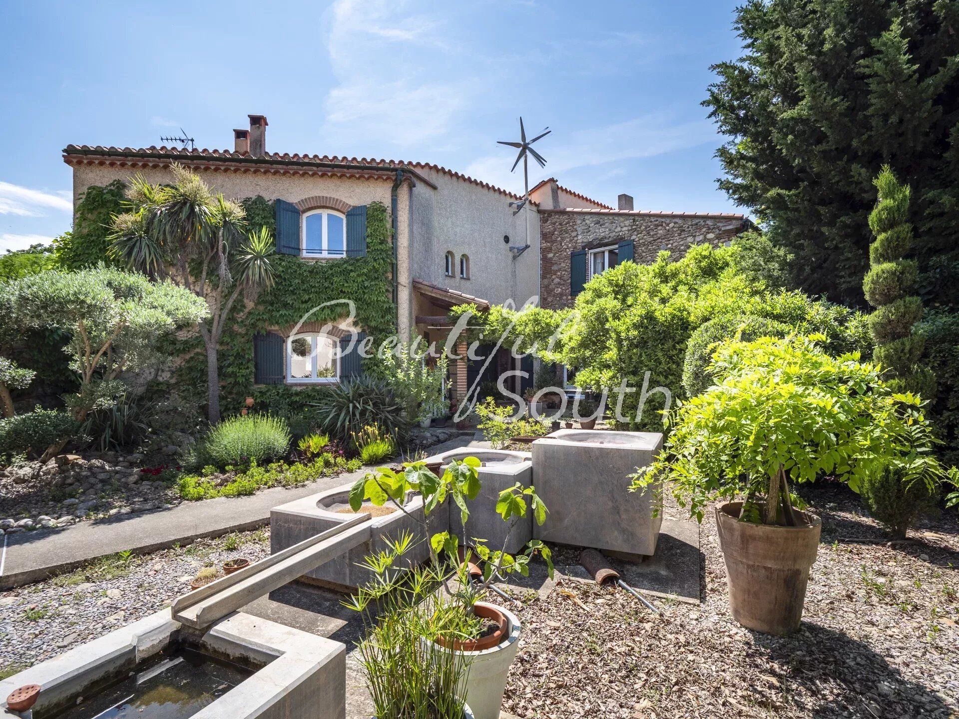 Villa / Maison  T10 à vendre Thuir 66300