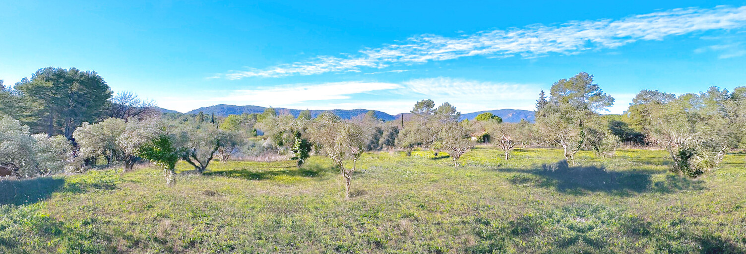 Terrain 1767 m² à construire Bagnols-en-Forêt (83600)