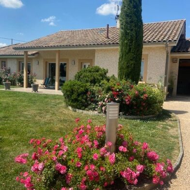 Maison 8 pièces 499000 €