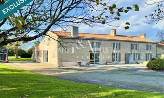 Maison 7 Pièces 216 m² à vendre à Vix (85770)