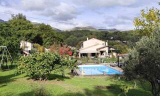 Maison 12 Pièces 242 m² à vendre à Aubagne (13400)