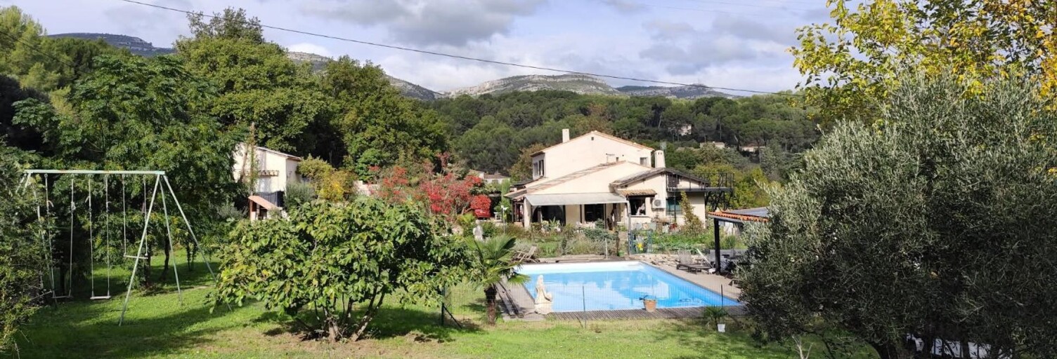 Maison 12 Pièces 242 m² à vendre à Aubagne (13400)