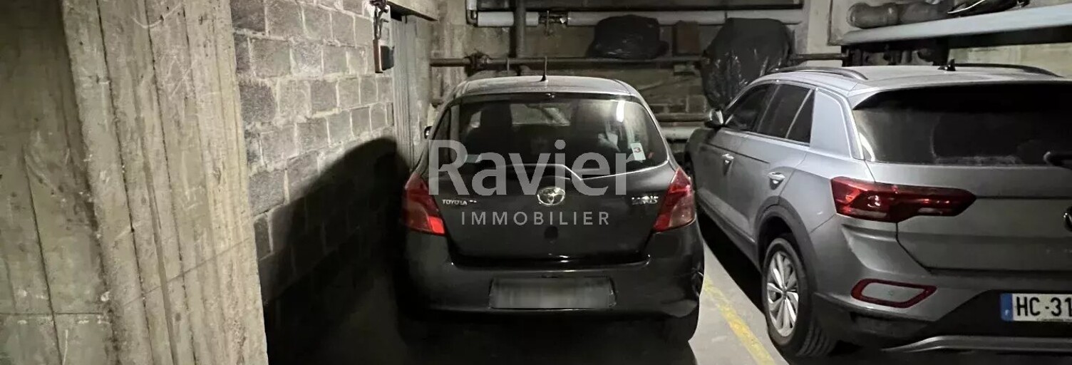 Garage   m² à vendre à Paris 16 (75016)