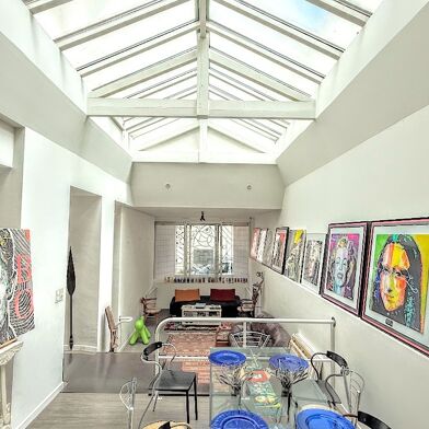 Appartement 4 pièces 735000 €