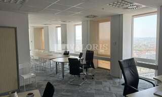 Bureau  80 m² à louer à Lyon 3 (69003)