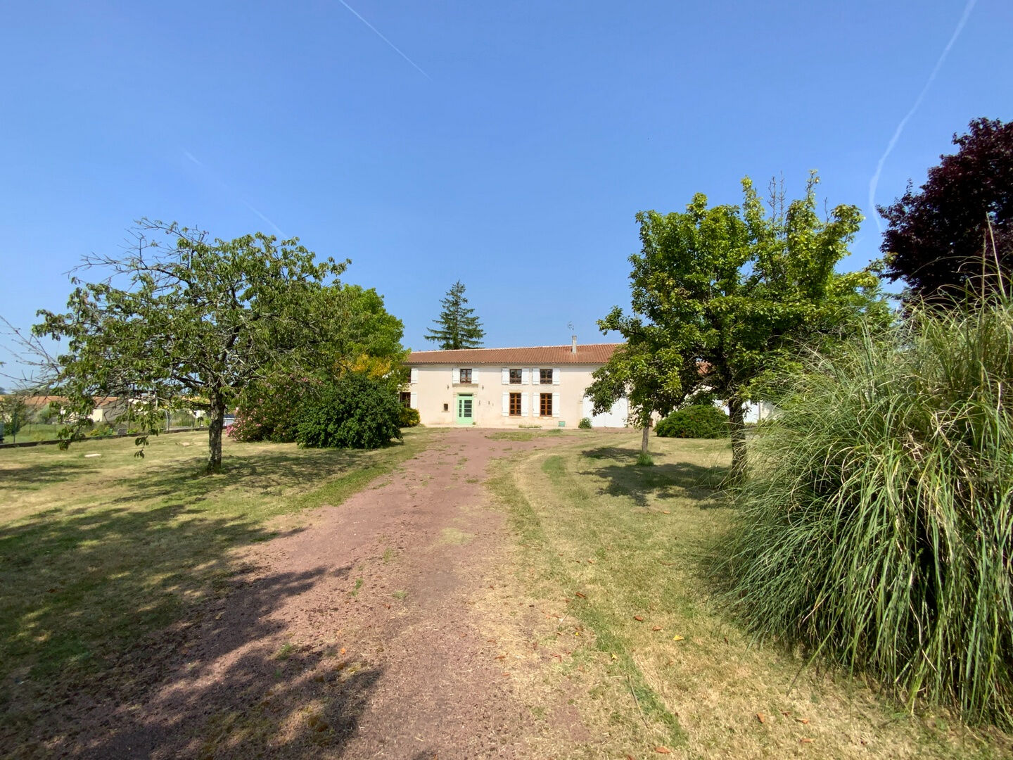 Villa / Maison  T5 à vendre Jarnac-Champagne 17520