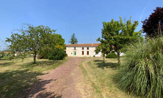 Maison 5 Pièces 176 m² à vendre à Jarnac-Champagne (17520)