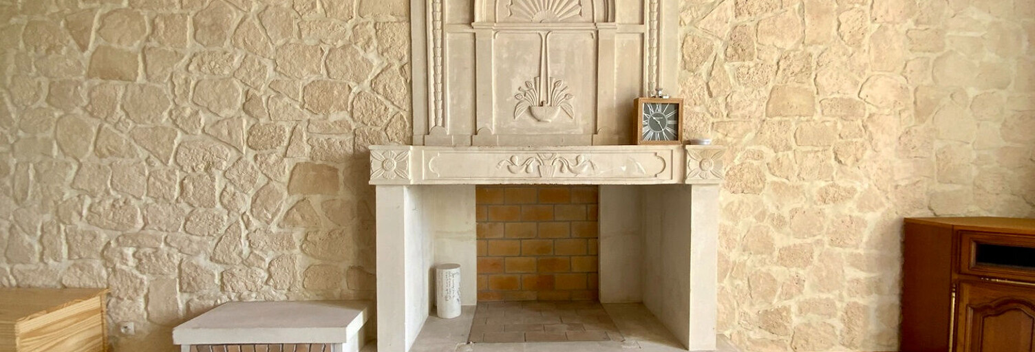 Maison 5 Pièces 176 m² à vendre à Jarnac-Champagne (17520)
