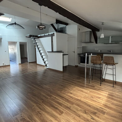 Appartement 3 pièces 700 €