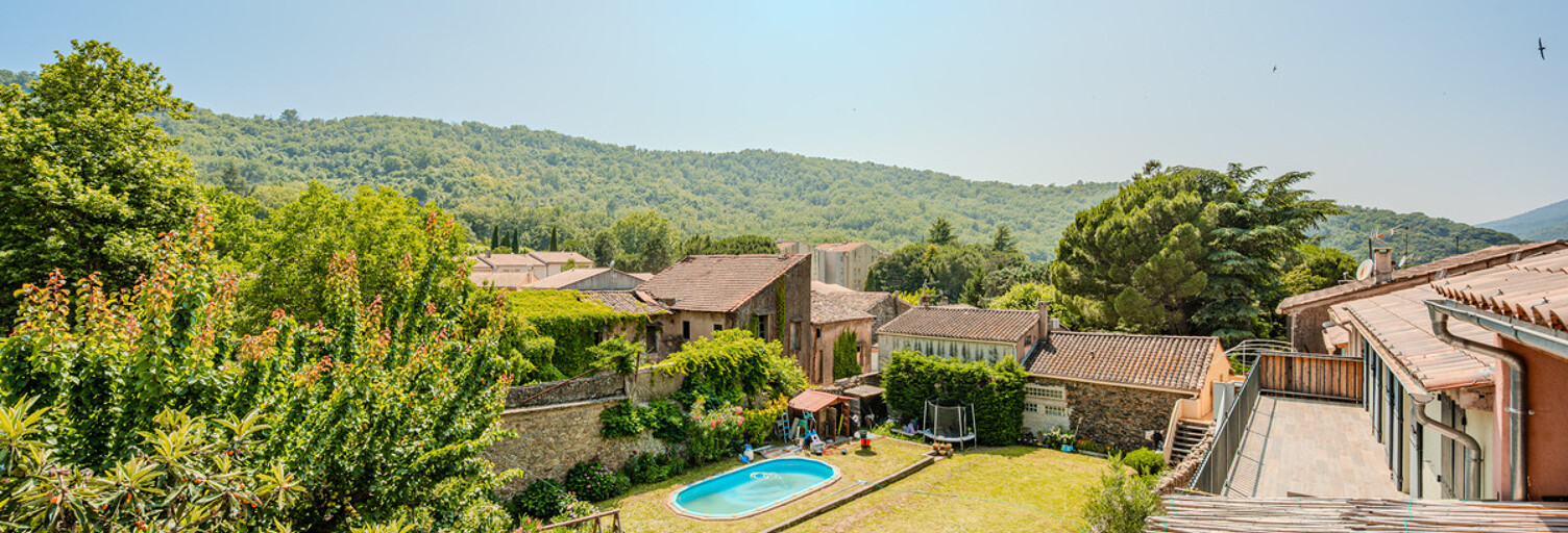 Maison 5 Pièces 130 m² à vendre à Collobrières (83610)