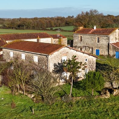 Maison 7 pièces 549000 €