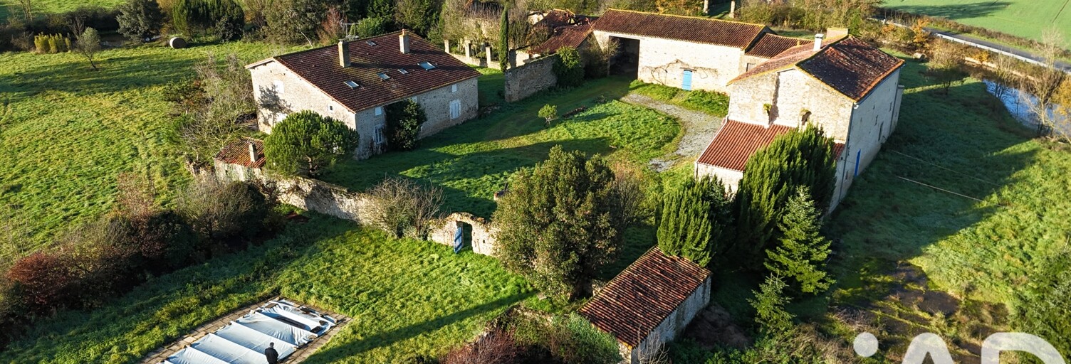 Maison 7 Pièces 227 m² à vendre à Saint-Germain-de-Prinçay (85110)