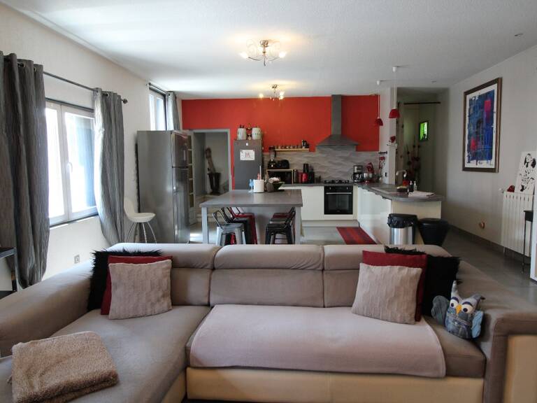  Maison de village 180 m²  Cur de Montagnac  Garage, 4 chambres, excellent état — photo 1