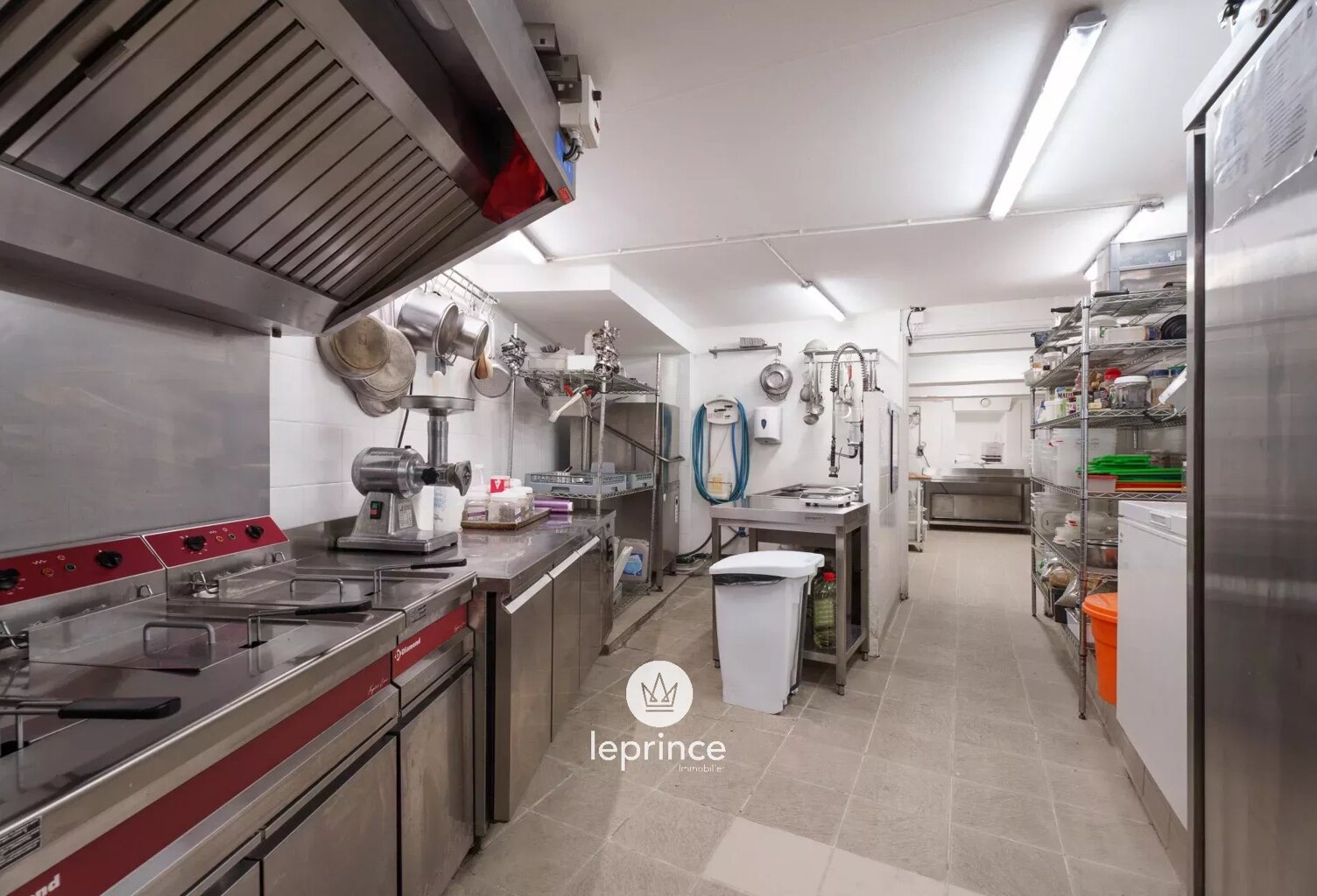 Nice / Le Port - Fonds de commerce - Restaurant avec Extraction - Emplacement Premium — photo 1