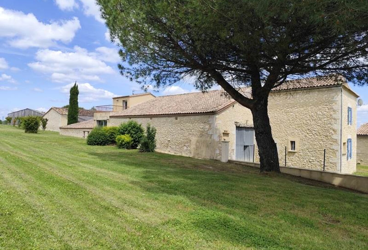 Propriété Agricole de 11 pièces principales — photo 1
