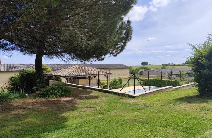 Propriété Agricole de 11 pièces principales — photo 2