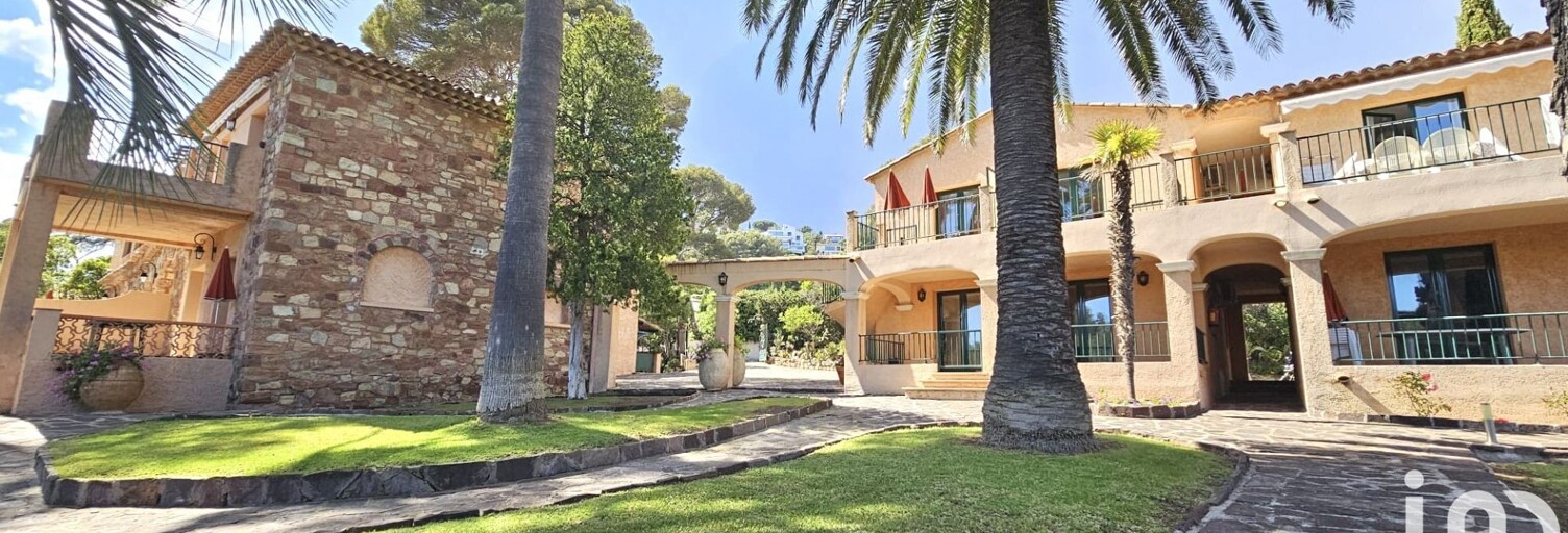 Commerce  850 m² à vendre à Roquebrune-sur-Argens (83380)