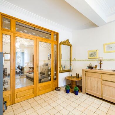 Appartement 3 pièces 161250 €