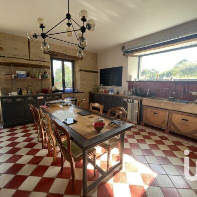 Maison 9 pièces 398000 €