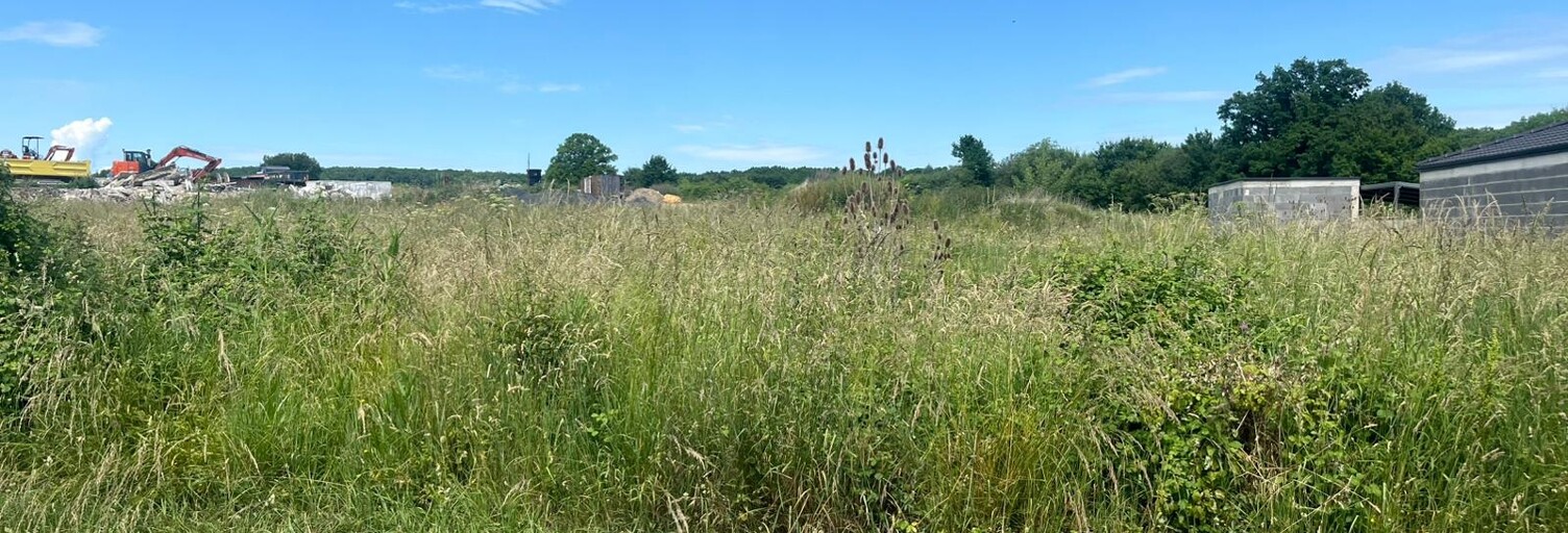 Terrain  1345 m² à vendre à Mons (63310)